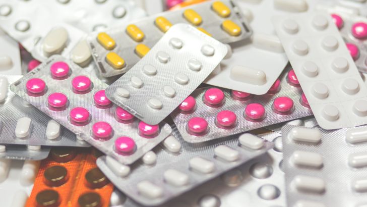 https://salarnews.in/public/uploads/images/newsimages/maannewsimage16092026_163947_counterfeit drug.jpg